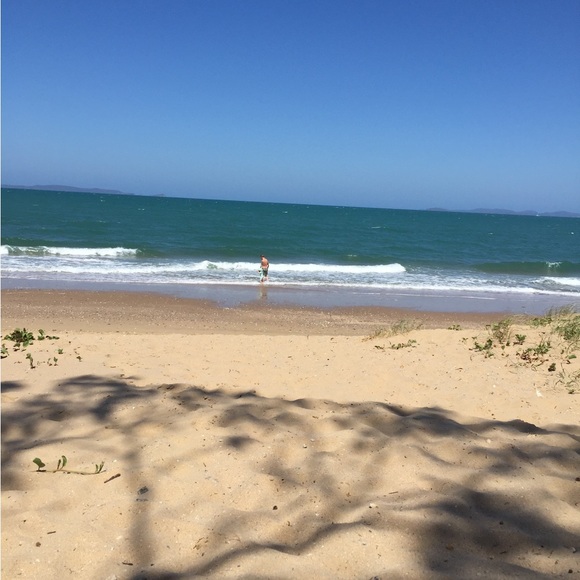 Meet your Posher, Vicki elizabeth - Picture 9 of 11